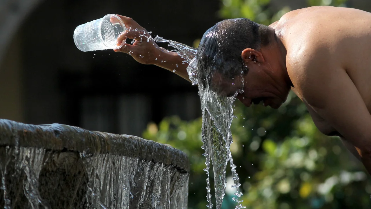 Extreme Heat Claims Over 200 Lives in Mexico